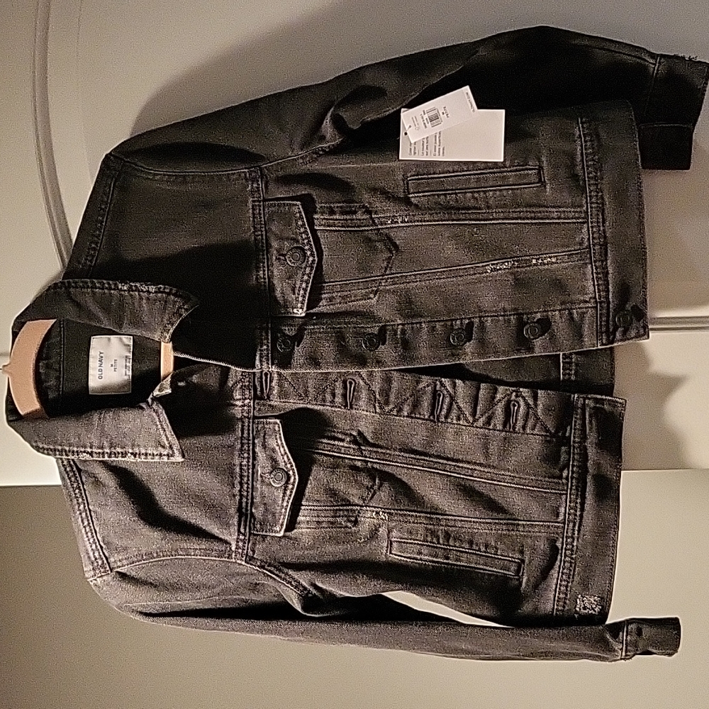 Old Navy Women's distressed Jean jacket MP